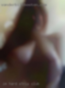 Im hard working in strip club fun loving and love sex.